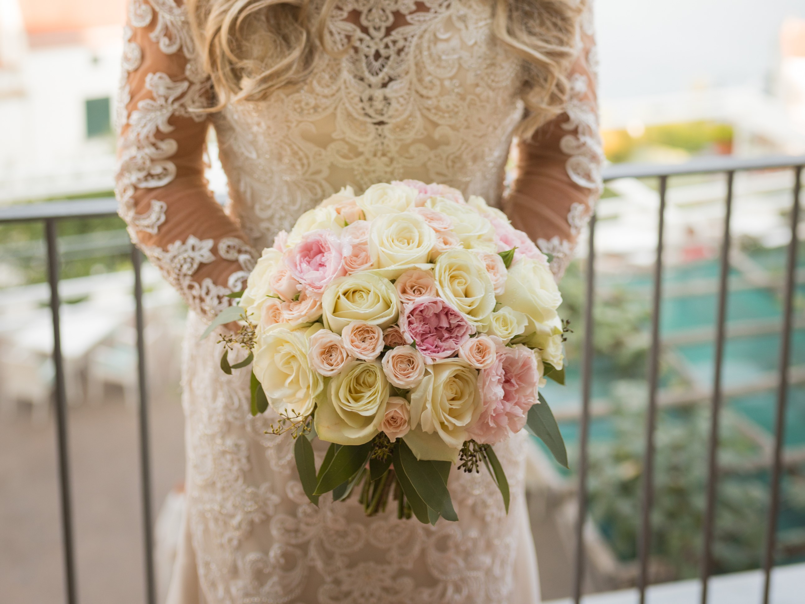 ROSES AND PEONIES WEDDING BOUQUET